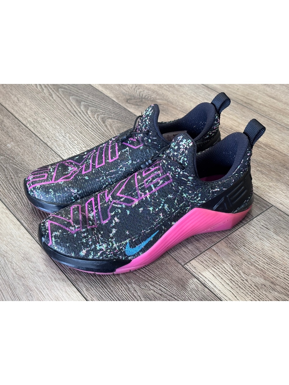 Nike EXP-X14 Black and Pink Athletic Shoes Size 11